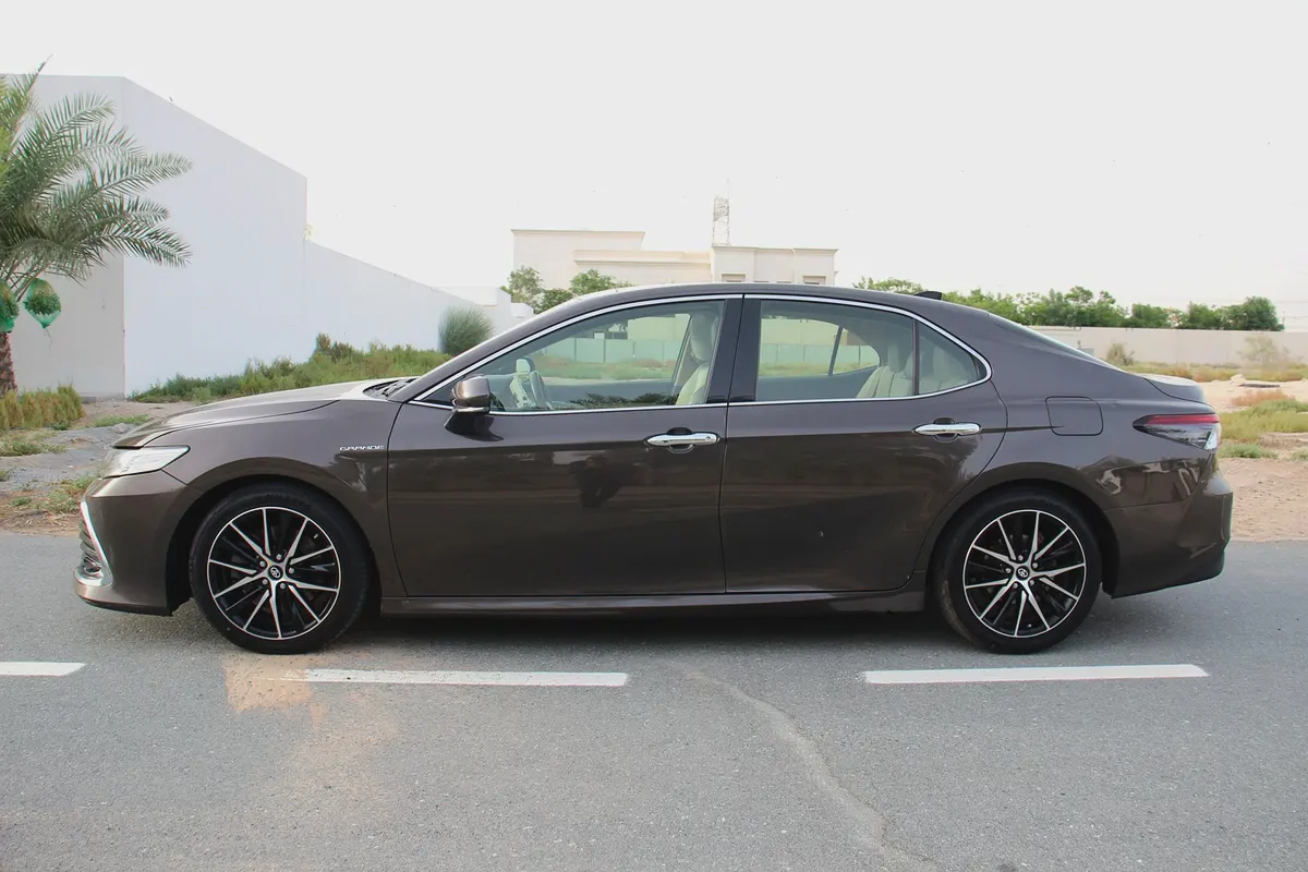 Toyota Camry V6 3.5L GCC! Panorama! We arrange bank loan!-5-5