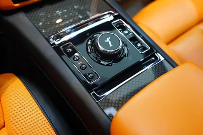 Rolls-Royce Ghost Black Badge-16