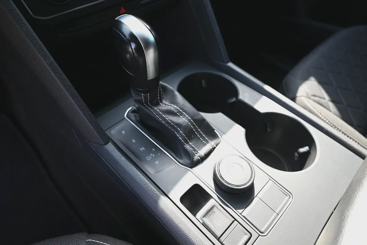 0% DP - AGENCY MAINTAINED -  VOLKSWAGEN TERAMONT 2022 - GCC-12-12