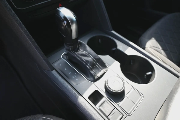 0% DP - AGENCY MAINTAINED -  VOLKSWAGEN TERAMONT 2022 - GCC