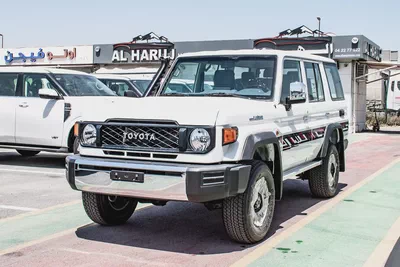 Toyota Land Cruiser 4.0L LC76 LX 2026 GCC Specs-1
