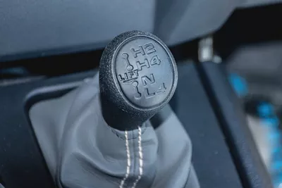 Toyota Land Cruiser 4.0L LC76 LX 2026 GCC Specs-8