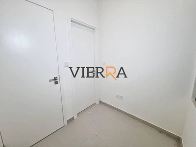 Brand New l Vacant l Prime Location-6