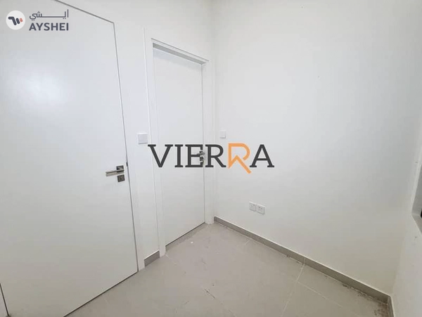 Brand New l Vacant l Prime Location