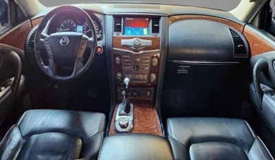 Nissan Patrol LE T2 TITANIUM 400 Horsepower LE Titanium 5.6L Excellent condition - Large Engine --3