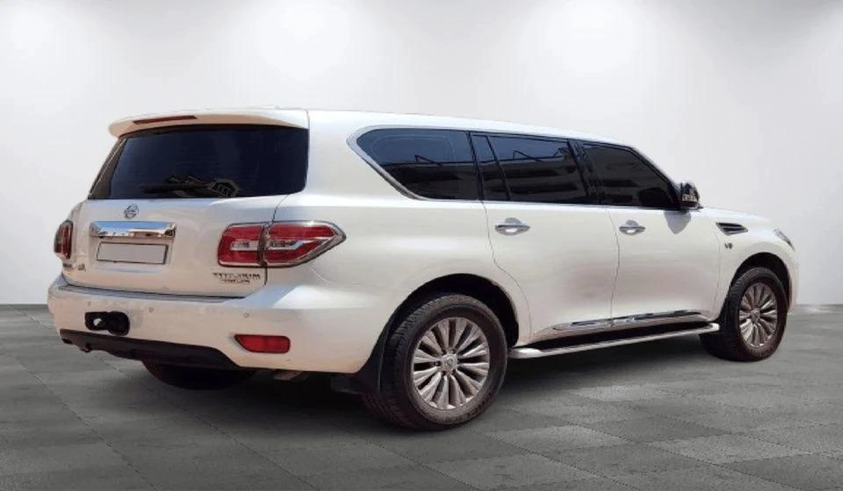 Nissan Patrol LE T2 TITANIUM 400 Horsepower LE Titanium 5.6L Excellent condition - Large Engine -