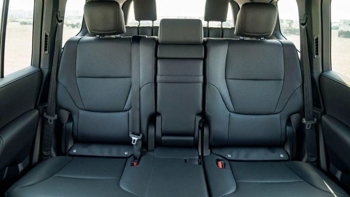 Toyota Land Cruiser VX Toyota Land cruiser VX 4.0L Petrol MY2024-16-0