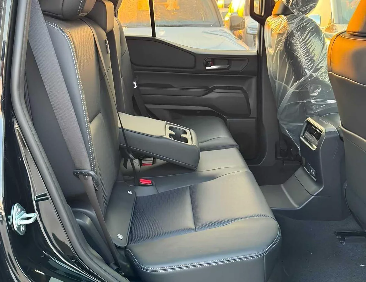 Toyota Prado ADVENTURE TURBO / HIGH OPTION / 2.4L V4 PETROL / 360* CAMERA / Only for Africa Special Price-11-0