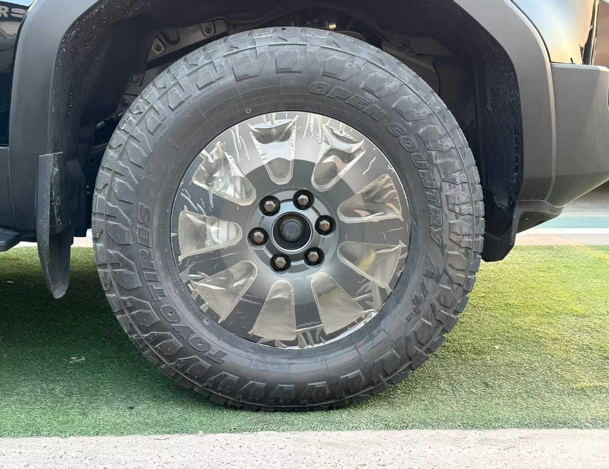 Toyota Prado ADVENTURE TURBO / HIGH OPTION / 2.4L V4 PETROL / 360* CAMERA / Only for Africa Special Price-7-0
