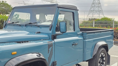 Land Rover MADefender 110 Pickup High Cap-4