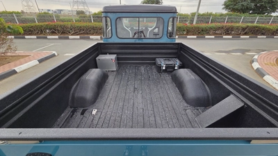 Land Rover MADefender 110 Pickup High Cap-14