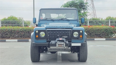 Land Rover MADefender 110 Pickup High Cap-2