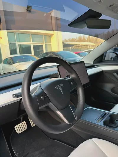 TESLA MODEL 3 PERFORMANCE GCC 2023 Service History (Under Warranty) Zero Accidents Super Clean First-5