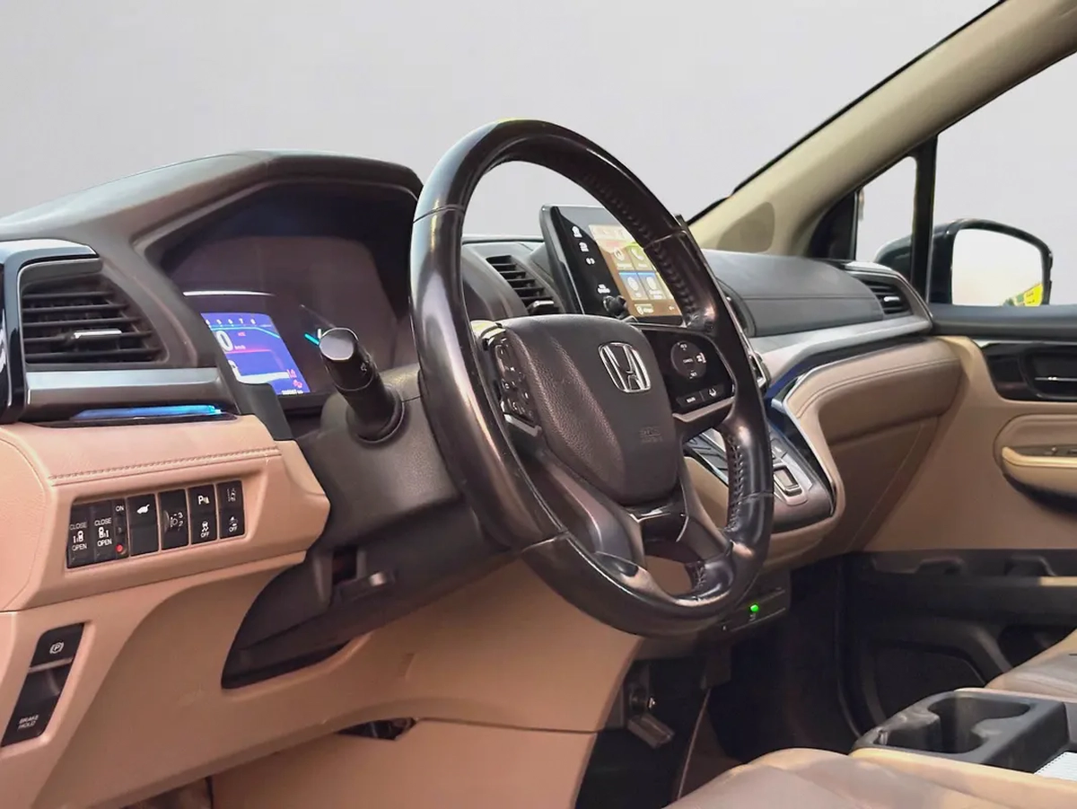 AED 698 P.M | 0% DOWN PAYMENT | HONDA ODYSSEY TOURING | 3.5L V6 | 2019 | GCC SPECS