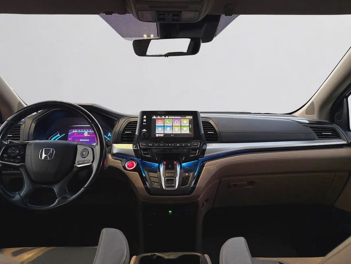AED 698 P.M | 0% DOWN PAYMENT | HONDA ODYSSEY TOURING | 3.5L V6 | 2019 | GCC SPECS