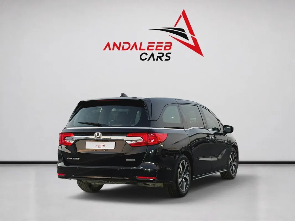AED 698 P.M | 0% DOWN PAYMENT | HONDA ODYSSEY TOURING | 3.5L V6 | 2019 | GCC SPECS