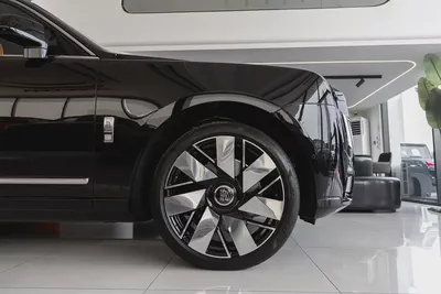 Rolls-Royce Cullinan | 2026 | Silver Badge | Pit Stop Warranty by AGMC | 0KM-7