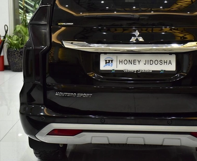 Mitsubishi Montero Sport ( 2021 Model ) in Black Color GCC Specs-3