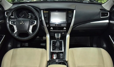 Mitsubishi Montero Sport ( 2021 Model ) in Black Color GCC Specs-5