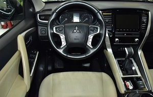Mitsubishi Montero Sport ( 2021 Model ) in Black Color GCC Specs