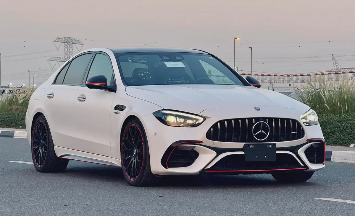 BENZ C63s | E PERFORMANCE | 2024 | 1739Km ONLY| BRAND NEW | FRESH JAPAN IMPORT