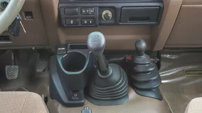 Toyota Land Cruiser Pick Up 4.0L-7