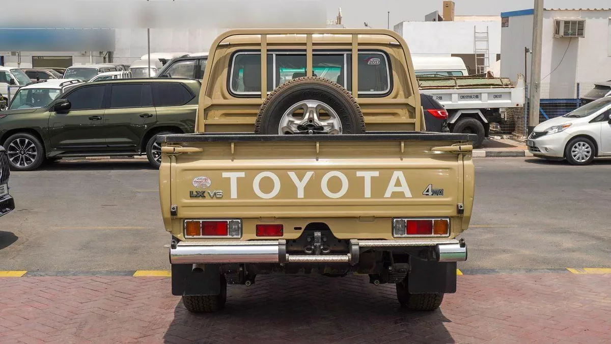 Toyota Land Cruiser Pick Up 4.0L-14-0