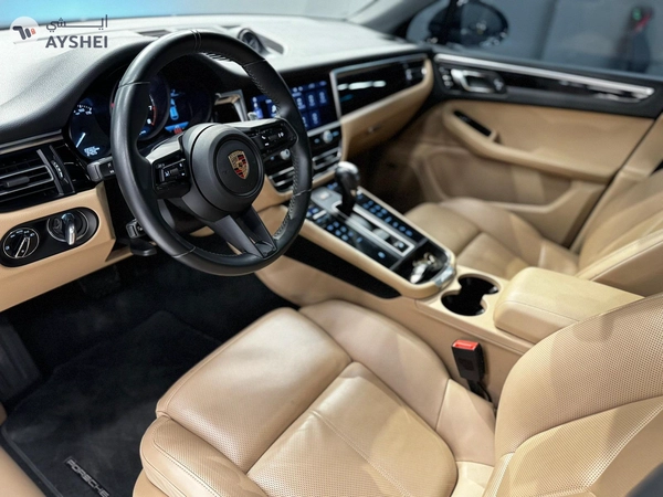 Porsche Macan 2024