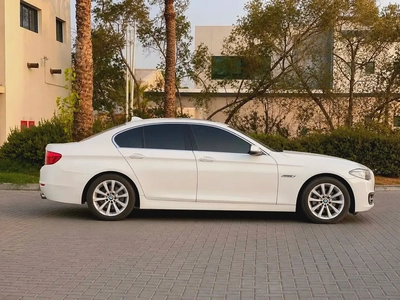 AED 1,800 P.M | BMW 5 SERIES | 520i |EXCLUSIVE | 2015 GCC | ORIGINAL PAINT-3