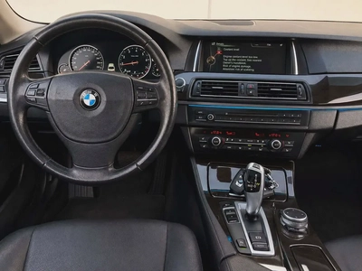 AED 1,800 P.M | BMW 5 SERIES | 520i |EXCLUSIVE | 2015 GCC | ORIGINAL PAINT-7