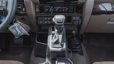 2026 Toyota Land Cruiser LC76 2.8L AT Diesel (White-Brown) Omani-14