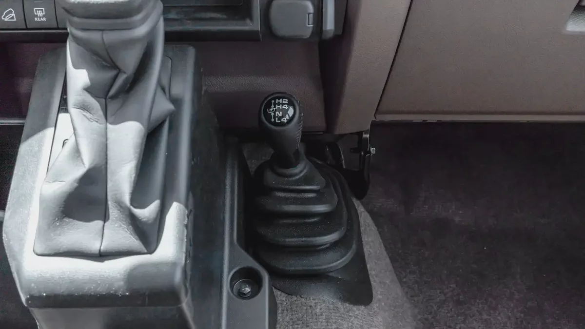 2026 Toyota Land Cruiser LC76 2.8L AT Diesel (White-Brown) Omani-15-15