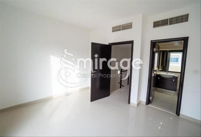 TOWNHOUSE FOR SALE IN ARABIAN STYLE, AL REEF VILLAS-1