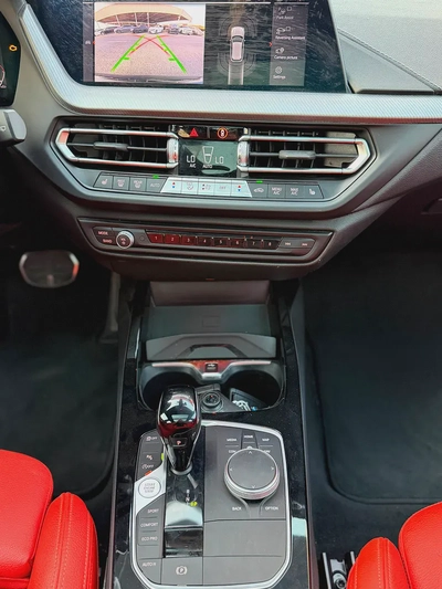 2024 BMW 1-Series 135i xDrive - Korean Specs - Performance Hatchback-12