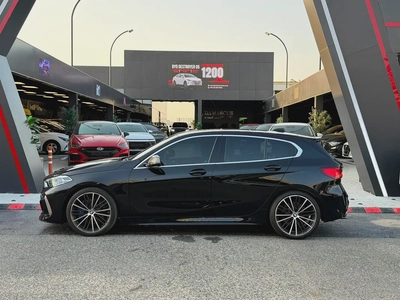 2024 BMW 1-Series 135i xDrive - Korean Specs - Performance Hatchback-3