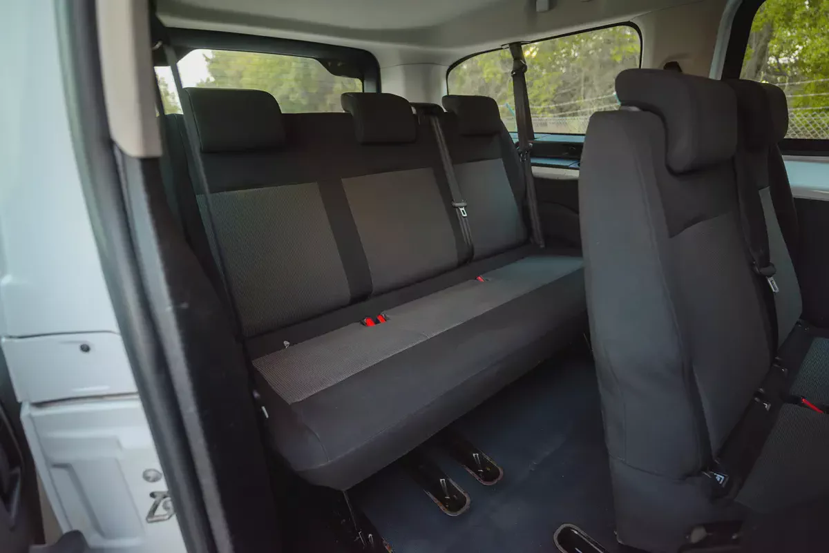 Peugeot Traveller | VIP 09-Seater | Automatic | GCC Specs | Ref#P00413-11-11