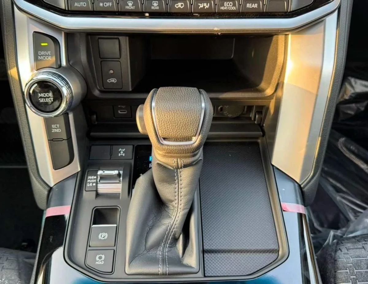 Toyota Land Cruiser GXR TWIN TURBO || 3.5L PETROL V6 | DRIVER PWR SEAT | SUNROOF | COOL BOX (CODE # GXR3B)-21-0
