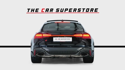 Audi RS7-Carbon Fiber Package-Audi Ceramic Braking System-Red Calipers-Premium Leather Interior-6