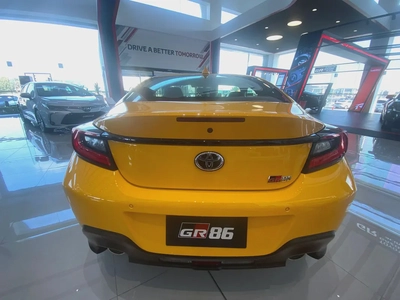 TOYOTA GR86 2.4L GCC 2026 ONLY FOR EXPORT-16