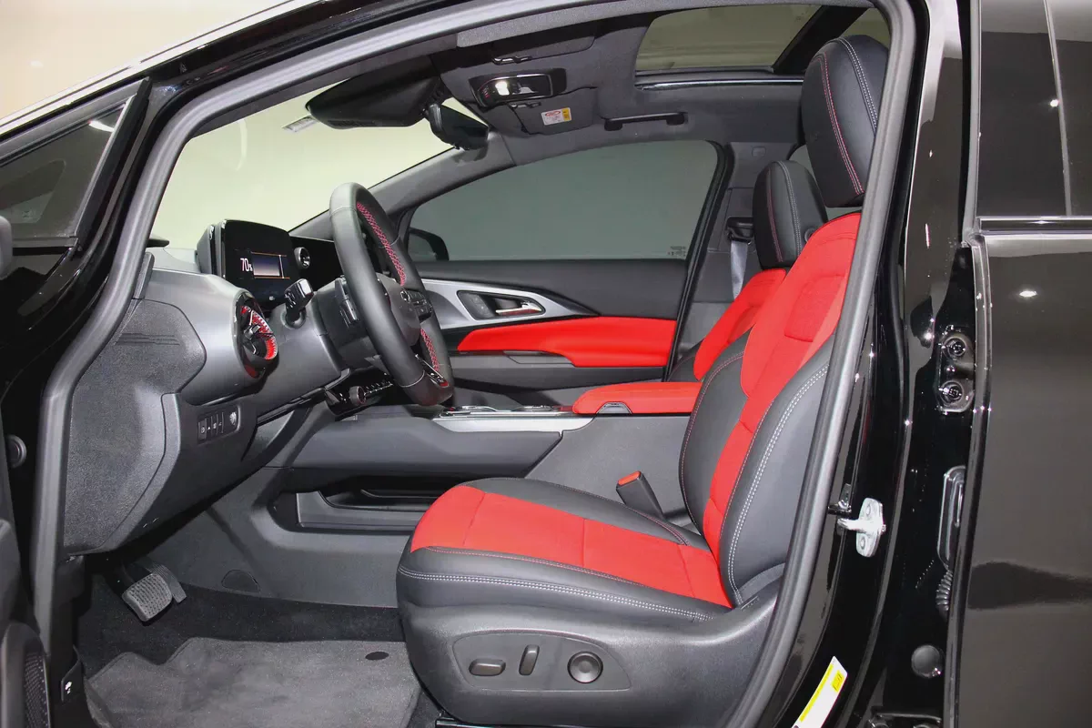 Brand New Chevrolet Equinox RS EV 2025 GCC Specs-4-4