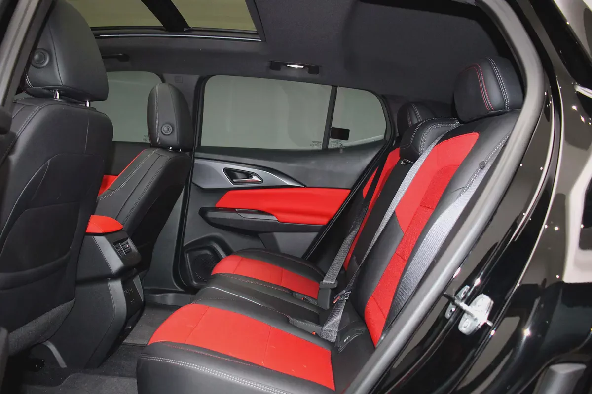 Brand New Chevrolet Equinox RS EV 2025 GCC Specs-5-5