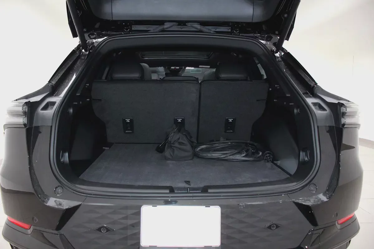 Brand New Chevrolet Equinox RS EV 2025 GCC Specs-6-6