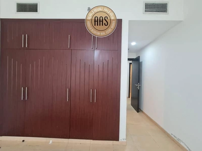Chiller free luxurious huge 2bhk with laundry room-3