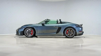 Porsche 718 Cayman GT4 RS-7