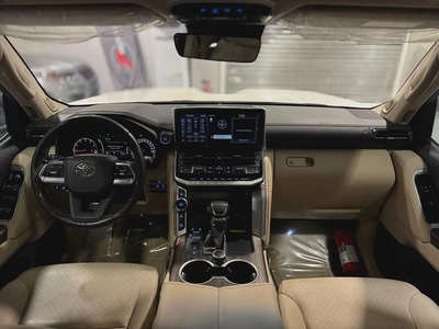 Toyota Land Cruiser VXR | 2023 | GCC Specs | Full Option | Low Mileage-10
