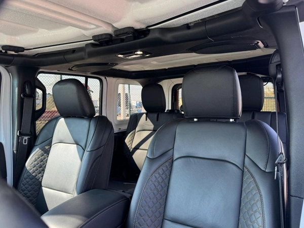 Jeep Wrangler Unlimited SAHARA 4XE Wrangler 4XE 2.0L Turbo PHEV 2023 UAE Price @ 143,000 AED