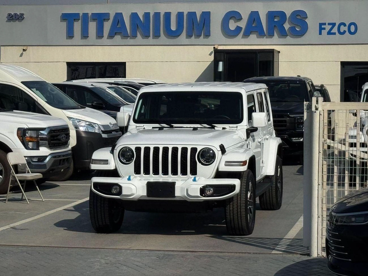 Jeep Wrangler Unlimited SAHARA 4XE Wrangler 4XE 2.0L Turbo PHEV 2023 UAE Price @ 143,000 AED-2-0