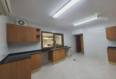 VILLA FOR RENT IN MIRDIF VILLAS, MIRDIF Beautiful and Well Maintained 4 Bedrooms Villa-7