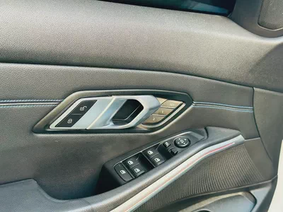 BMW 3-Series 330i 2020 GCC Specs - Excellent Condition-9