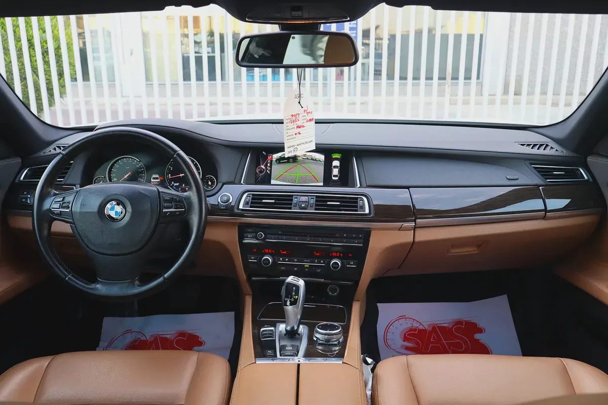 BMW 7-Series 740Li 2015 GCC Specs-6-6